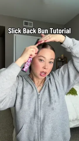 My Slickback bun routine to keep my curly hair healthy 🤍✨ @Olaplex #olaplexpartner #curlyhair #slickbackbun