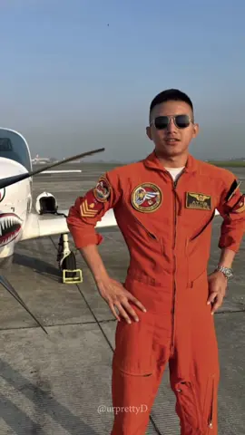Hidupmu boleh pahit, senyumanmu jangan🙂‍↕️🙏🏻 @🅰️by yuk bangkit ketua💪🏻 #ayyub #sultanhafizalayyubi #tnial #tniindonesia🇮🇩 #navyaviator #fyp #xyzbca #pilotpesawat 