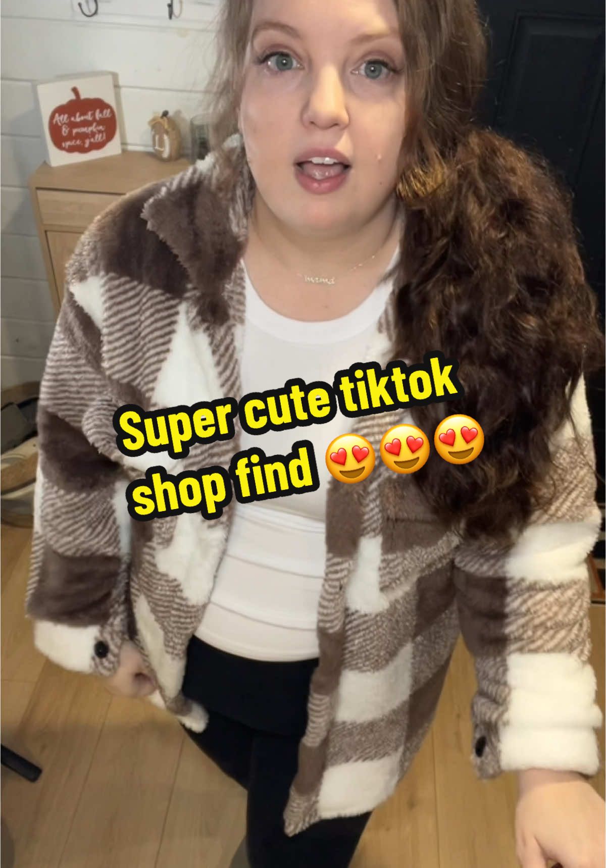 This fuzzy jacket is an awesome TikTok shop find. ##womensjackets##womensfashion##fallfashion##falldealsforyou##tiktokshopcybermonday##tiktokshopblackfriday##tiktokshopholidayhaul##treasurefinds##tiktokshopfinds