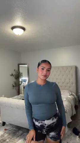 Hands down the most amazing tops ever!!!@AUTOMET #automet #longsleevetop #fyp #fashion #casualoutfits #everydaywear #falldealsforyou #perfectfit #fy #nepali #creator #nepalitiktok 