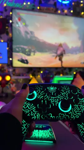 Thanks to @FUNLAB for sending me this new Luminex controller with a light-up charging dock. I love the look and feel of these controllers and the charging dock is a beautiful addition. . . . #legendofzelda #tearsofthekingdom #zeldatearsofthekingdom #heartpiece #funlab #princesszelda #ganon #ganondorf #ocarinaoftime #zeldaocarinaoftime #fairy #wireless #collection #gamer #gaming #nintendoswitch #switchgames #nin10do #ninstagram #videogame #videogames