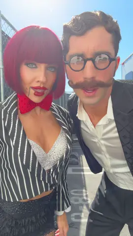 Things are gonna get SPOOKY tonight!! Don’t forget to tune in to #dwts and vote Joey to 21523 👻 @Joey Graziadei 