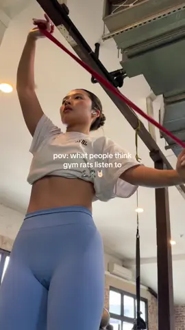 IYKYK gym girl shiii 😭💔 #gymmeme #gymhumor #gymratonly #gymgirlthings 