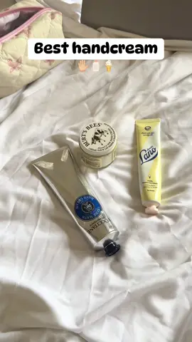 Best hand cream #handcream #loccitane #lano #burtsbees @LOCCITANE @Lanolips 