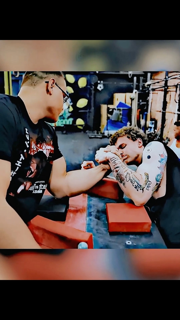 #schoolboy #akimbo #akimbo_69 #fyp #armwrestler #armwrestling 