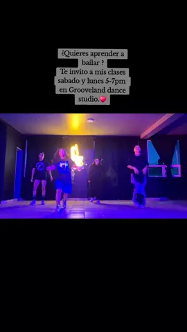 Vente pa acá 😏 ♥️ 🧠:@🧏🏾‍♀️ 🕺🏻💃:@Esau Diaz @cesar @mayle . . . . #ventepaaca #rickymartin #maluma #dacers #coreografia #coreografa #bailarines 