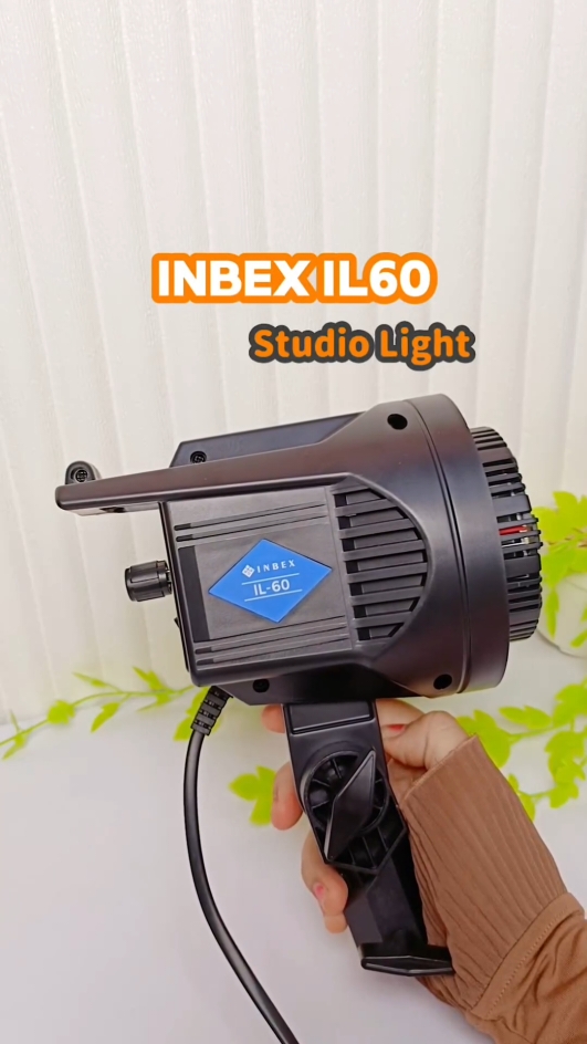 Inbex IL60 studio light  cocok banget nih buat kaum konten creator yg lagi cari lighting yang bagus dan berkualitas tapi ramah dikantong 😍  #inbex #lighting #lightinginbex #inbexlighting #inbexlightingstudiosoftbox #softbox #inbexil100s #inbexil100a #inbexil60 #printilankonten #printilanngonten #alatkonten #alatkontencreator #alatkontenyangwajibpunya #alatngonten #alatngontenpemula #alatngontenmurahberkualitas #alatngontenmurah #perlengkapanngonten #perlengkapankonten #perlengkapankontenkreator #kontenkreator #pajanganaesthetic #pajangandinding #affiliatetiktok #tiktokaffliate #ngonten #ngontentiktok #ngontendirumah #ngontenalakadarnya #outfitideas #outfitanak 