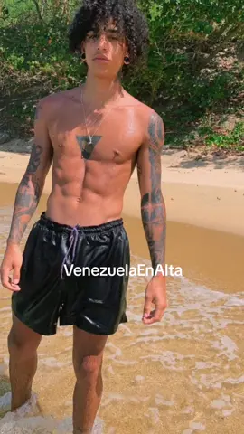 Majunche #microtdh #microtdh_cafune #cafune #barbararamirez #barbaraymicro #barbarita #barbararamirezzz #chismetiktok #chismecito #farandulavenezolana #venezolanosenmiami #venezuelaenalta #venezuela🇻🇪 