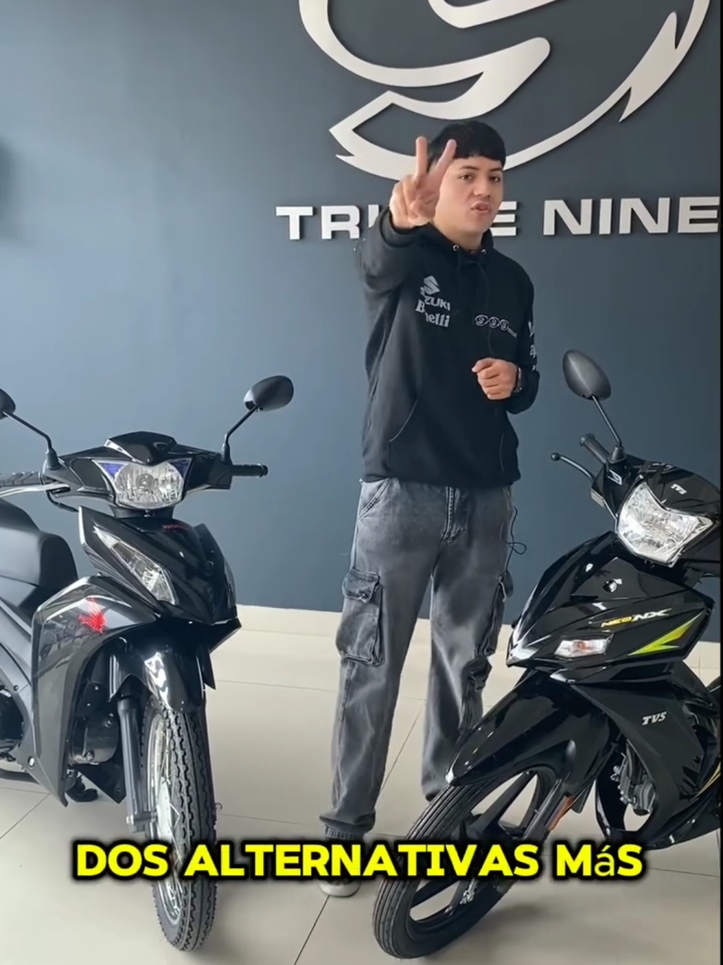 Hoy les traemos dos alternativas a la Honda Wave y TVS Neo NX 110: Motomel DLX y Syam QU 🏍️ 🔥 Las 4 motos, disponibles en nuestro local con la mejor opción para que las lleves en cuotas 🔥 Aprobación Online, telefónica o por WhatsApp ✔ Crédito personal SOLO CON DNI ✔ Créditos prendarios ✔ Cuotas con tarjeta de crédito ✔ Cuotas fijas 📲 Dejanos tu contacto por mensaje privado y nosotros nos encargamos del resto 999 Motos - Quilmes 📍 Av. 12 de Octubre 450 999 Motos - CABA 📍 Av. Jorge Newbery 3430 #motos #financiacion #0km #motosargentinas #motosmultimarcas #concesionaria #motosargentinas 