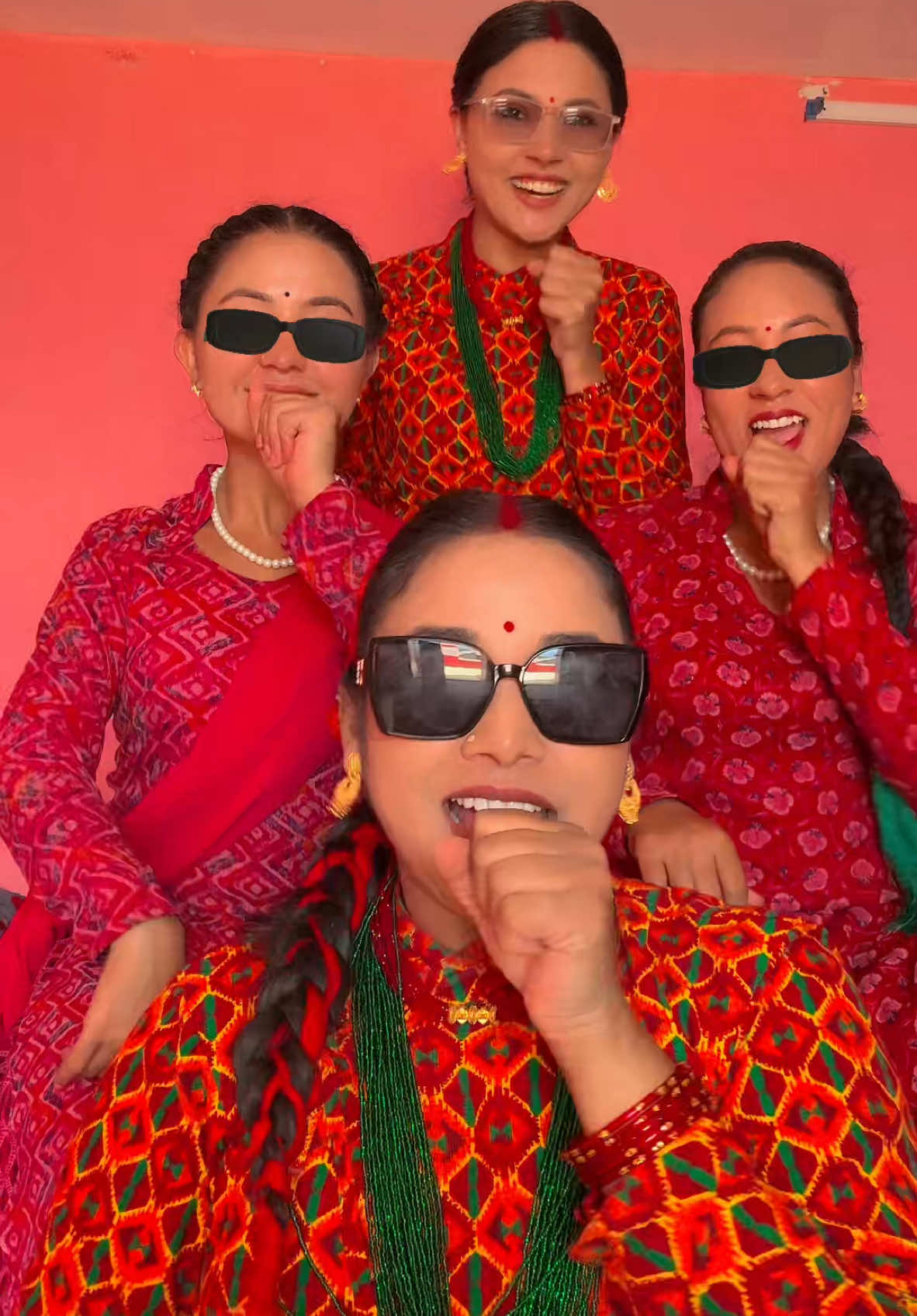 ल है आयो हाम्रो पनि😉😉#anitabaiju #buhariofficial❤️👌👍🇳🇵🇳🇵🇳🇵🇳🇵🇳🇵 #trending?song🔥 #anitabaiju @अनिता गिरी❤️ 