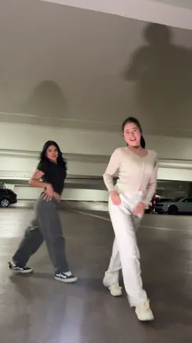 We killed this @zaira yzabelle ladisla #sofimanassyan #dance #trend 