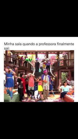 Mds o caos kskskskskskkssk #fyoupage #fyoupage #meme #meme #risada #risada #engracado #engracado #meme #fyoupage #meme #viralvideotiktok #chiquititas 