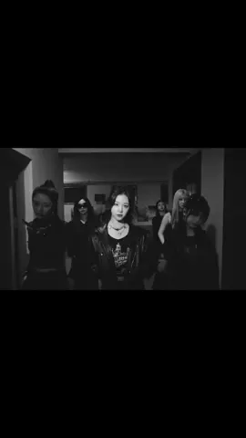 CLICK CLAK MV OUT NOW‼️ yooooo girls are insaaaaanely goood! 🔥 #babymonster #ahyeon #asa #rora #pharita #ruka #chiquita #rami 