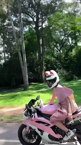 😻 #heansolina #fyp #cambodia #bikergirl #yamahar6 #pinkbikegang 