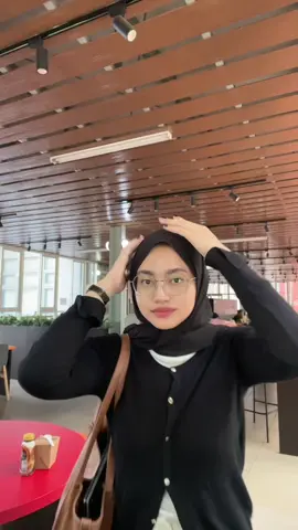 Sedang menunggu cinta bersemi di selpay