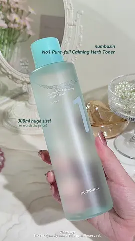 As someone with redness & acne prone skin, i genuinely love this!! and its even better than my usual other soothing toner 😭 the ingredients in this toner are really everything my skin need.  #numbuzin #no1purefullcalmingherbtoner #soothingtoner #sensitiveskin #acneproneskin #koreanskincare #tonerrecommendation 