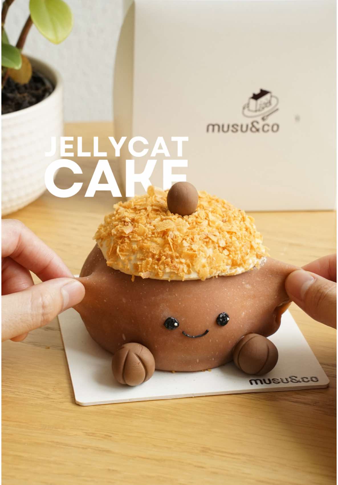 Where to find the VIRAL jellycat cakes 🍰 Send this to a bestie 😍 The most adorable cakes we’ve ever seen! With Jellycats trending, why not have one as a cake you can actually eat? 😜 We had: 🌰 Chestnut Mochi jellycat 🎂 Birthday cake jellycat (deluxe) 🍪 Cookie Emoji cake 🍵 Mini Basque matcha cheesecake 🍓 Strawberry yoghurt cake 🍇 Green Grape Jasmine Jelly 🍵 Matcha strawberry drink & sparkling grape drink  📍Musu & co - 73 Cardigan St, Carlton . . . . . . #melbournefoodie #MelbourneEats #melbourne #Foodie #melbournefood #melbfoodie #MelbourneRestaurants #melbournefoodscene #whatsonmelbourne #discovermelbourne #melbournedesserts #dessertporn #cake #reelsviral #jellycat #mochi