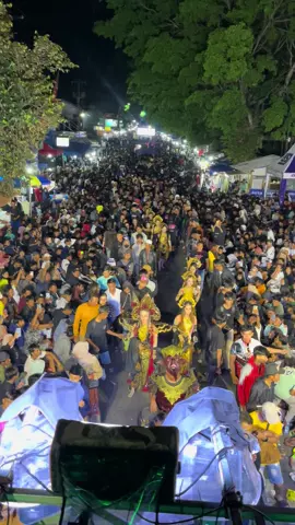 Peserta e kalah ambek penonton e sampe gaiso joget 😅 @Evonix Official @EVONIX_AUDIO  . #karnavalsoundsystem #soundsystemmalang #karnaval2024 #pesonagondanglegi #pesonagondanglegi2024 #evonix_audio #evonixofficial #fyp 