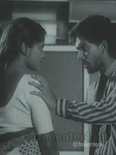 ගෑණු ළමයි බලන්නම ඕන එකක් මෙන්න මේ වගේ මොලේ පාවිච්චි කරන්න ඕනි #Kamal_Addararachchi #Geetha_Kanthi_Jayakody #පූජා_චිත්‍රපටයෙන්_1986 #Directed_By_Dharmasiri_Gamage #Oldhits #srilanka #Srilankatiktok #foryou #foryoupage #fyp #fypシ #viral #100kviews #Onemillionviews #reels #viralvideo #fallow #following #Comedy #sinhalacinema #TamilCinema #Kollywood #Original_Sound_freeenter4 #freeenter4 @