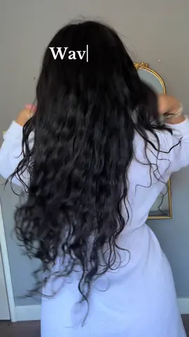 This mask makes my wavy hair so silky and soft 😍 #skala #wavyhair #curlyhair #skalabrasil #rizos #brazilianhairproducts #brazilian #curlcream #hairroutine #wavyhairroutine #curlyhairroutine #wavyhairproducts #haircare #cabellosaludable #rizosnaturales #parati #foryou #fypシ #ttshop #latina #latinahair 