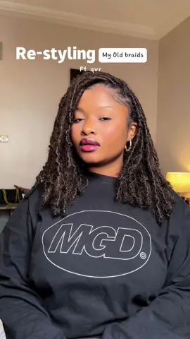 Everyone complemented this gorgeous hair from @qvr hair  Link to purchase in my bio! #locs #locs #locstyles #butterflylocs #braids #hairstyles #hairinspo #hairtutorial #hairtransformation #braidsgang #braidstyles #locstylesforwomen