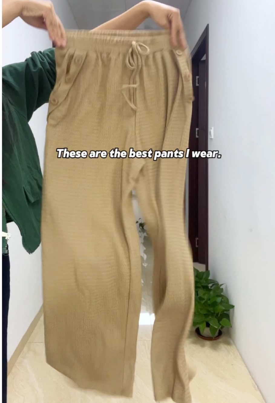 These are amazing!! I’m going to buy another pair for back up .flowy and stretchy!Do it!!#fypage #palazzo #ropa #vestuarios #ideas #viral #mujeres #fyp #tiktokshop 