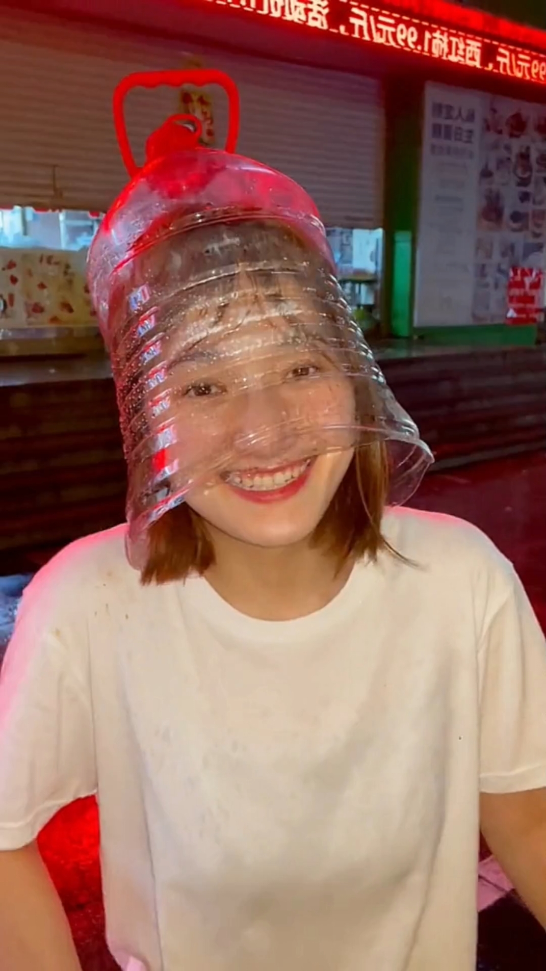 những khoảnh khắc hài hước của bà chị 🤣 #bachingongao #funny #funnyvideos #fyb #douyin #foyou #xuhuong2024 