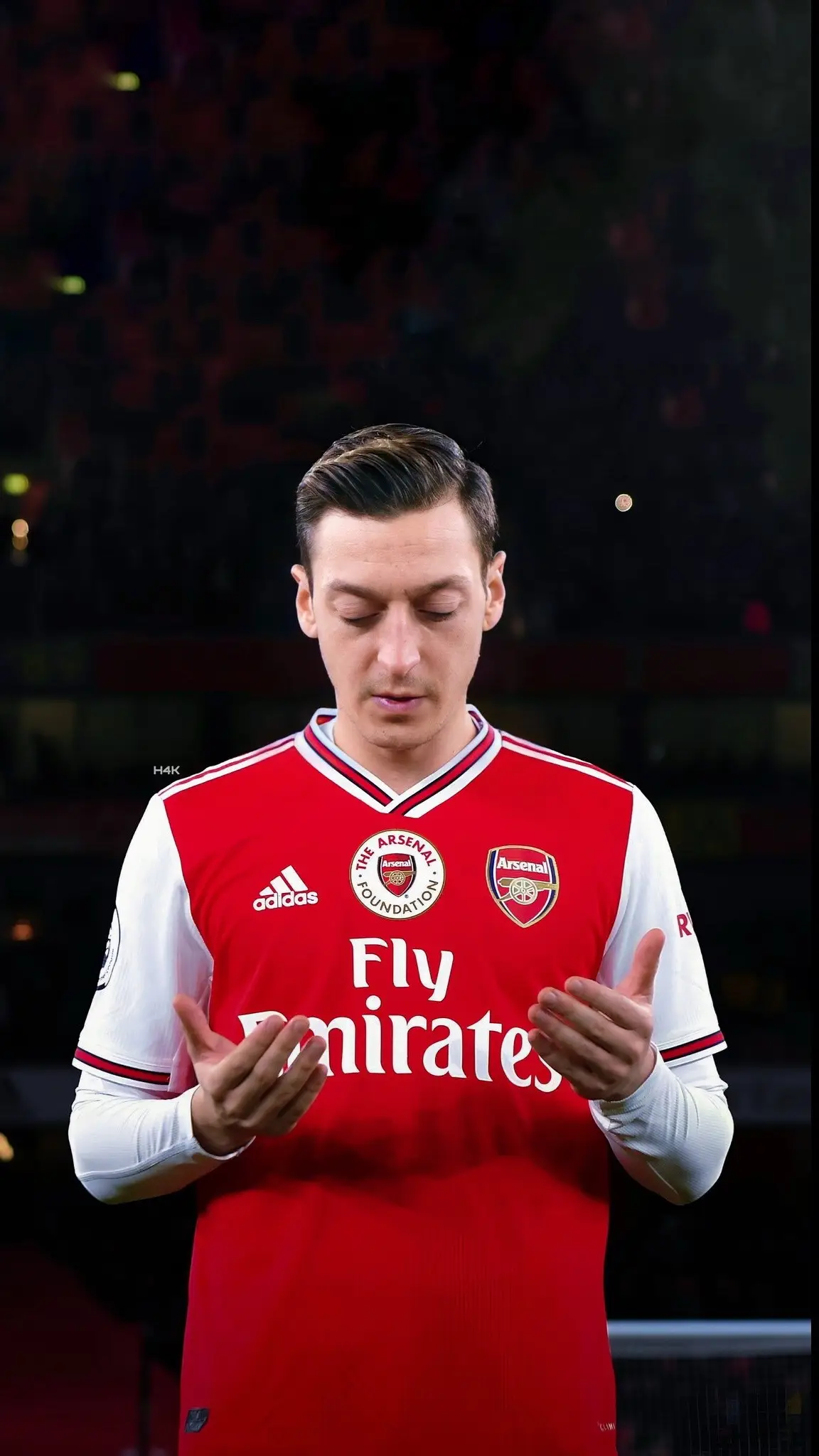 Mesut Ozil 🥶 #football #wallpaper #wallpaper4k #fyp #masukberanda #mesutözil #mesut #ozil #arsenal #jerman #realmadrid #freepalestine #freepalestine🇵🇸❤️ #palestina 