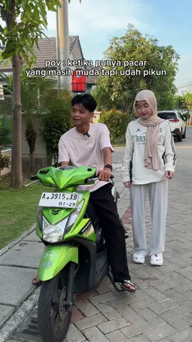 pikiran lagi berantakan, pas tau beli kipas SEKAI senengnya langsung gak karuan🥳