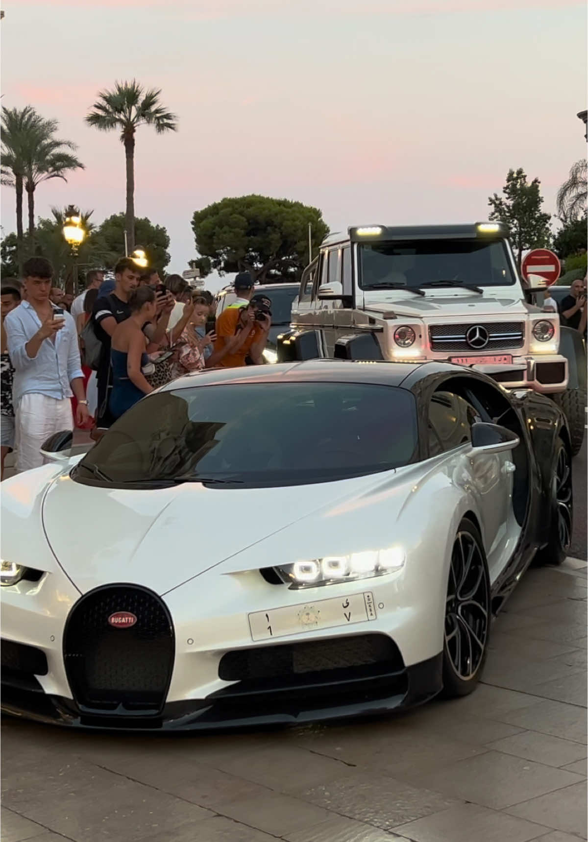 DREAM LIFE… #millionaire #Lifestyle #bugatti #mercedes #amg #luxurylife #dreamlife 