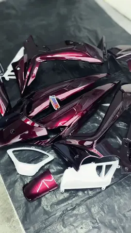 Aduhh makin cakep aja kalo udh pake warna inihh 😍🥳  #JelajahLiburan #moonlightred #redmoonlight #supra125 #supra125fi #catmotorsurabaya #catvelgsurabaya #supramodifikasi 