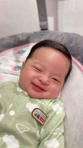 Mau ketawa tp ngantuk #baby #masyaallahtabarakkallah #babytiktok #babycute #bayilucu #fyp #fypシ゚ 