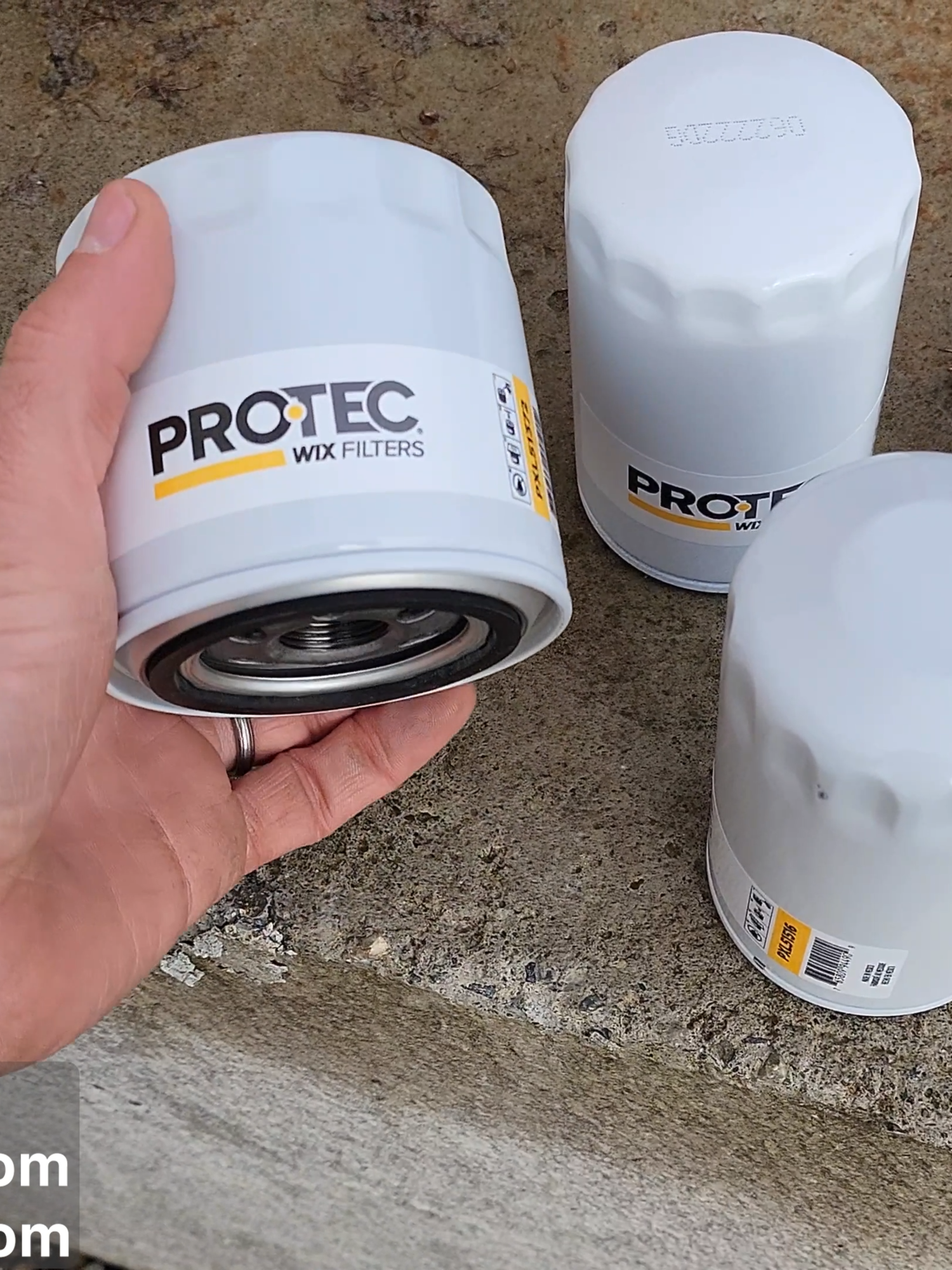 Oil Filter Shredding And Recycling! In this video, Jason demonstrates how to recycle and shred oil filters with the Mt. Baker Mining and Metals scrap processing system. Using a powerful 24x16 hammer mill fitted with a 2