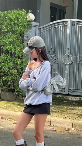 Babi @Nghi with our Butterfly bag in Cement Blue 🫣🤍😙 #chautfifth #bags #handbag 