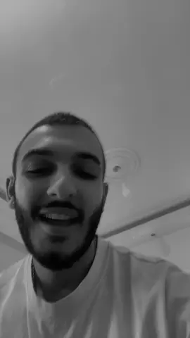 ولك تكرم😘#مجد_موصللي #اسف #Viral #fyp #elioklosso #trending #explorepage #elio_andtheband #❤️ #zyxcba #كفيتي_وحدك #اكبر_وهم #makemefamous #mix #foryoupage #originalsound #duet #live @Majd Moussally 