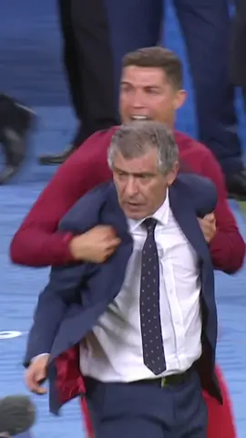 Ronaldo’s emotions moments before winning EURO 2016 🥹 #EURO #CR7 #Portugal 