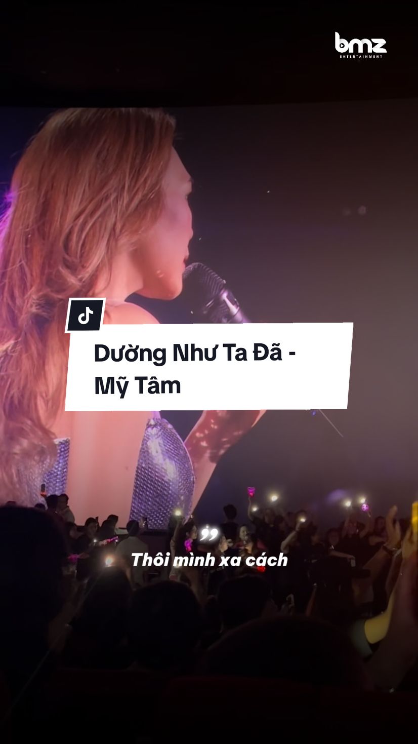 Em không tin ta đã vắng xa nhau từ đây...