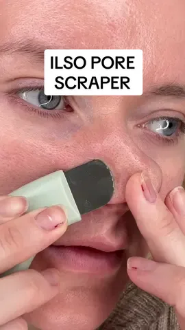 Satisfying? Gross? Both perhaps 😂 using the @ilso_global Pore Scraper from @PURESEOUL  🚫 I would NOT recommend using one of these tools unless youre confident with one and I wouldnt use this more than 1x a fortnight. Overuse can cause skin tearing, cuts and even scarring if youre too heavy handed.  ilso pore scraper blackhead removal pores sebum #skincare #kbeauty #koreanskincare 