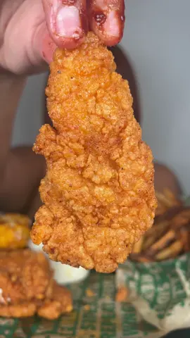 Wingstop ❤️ #wingstop #wingstopmukbang #wingstopranch #ranch #mukbang #crunchy #mukbangasmr #eating #asmreating #Foodie #foodtiktok  #food #crunchysounds #asmrfood #crunchyasmr #eat #asmrsounds #asmrtiktok #eatingshow #hungrytiktok #eatingshowasmr #muckbang #fyp #fypシ #foryourpage #viral