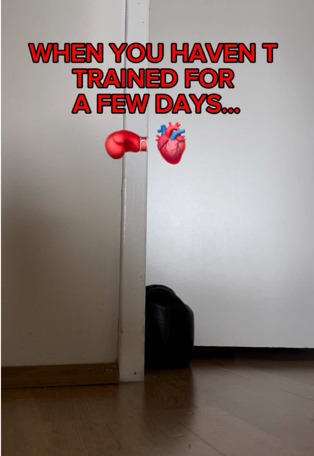 WHEN YOU HAVEN T TRAINED FOR A FEW DAYS...😄 #kampfsport #boxsport #boxingreels #boxingvideos #österreich #selbstverteildigung #boxinglife #frauensport #wien #selfdefense #boxinglove 