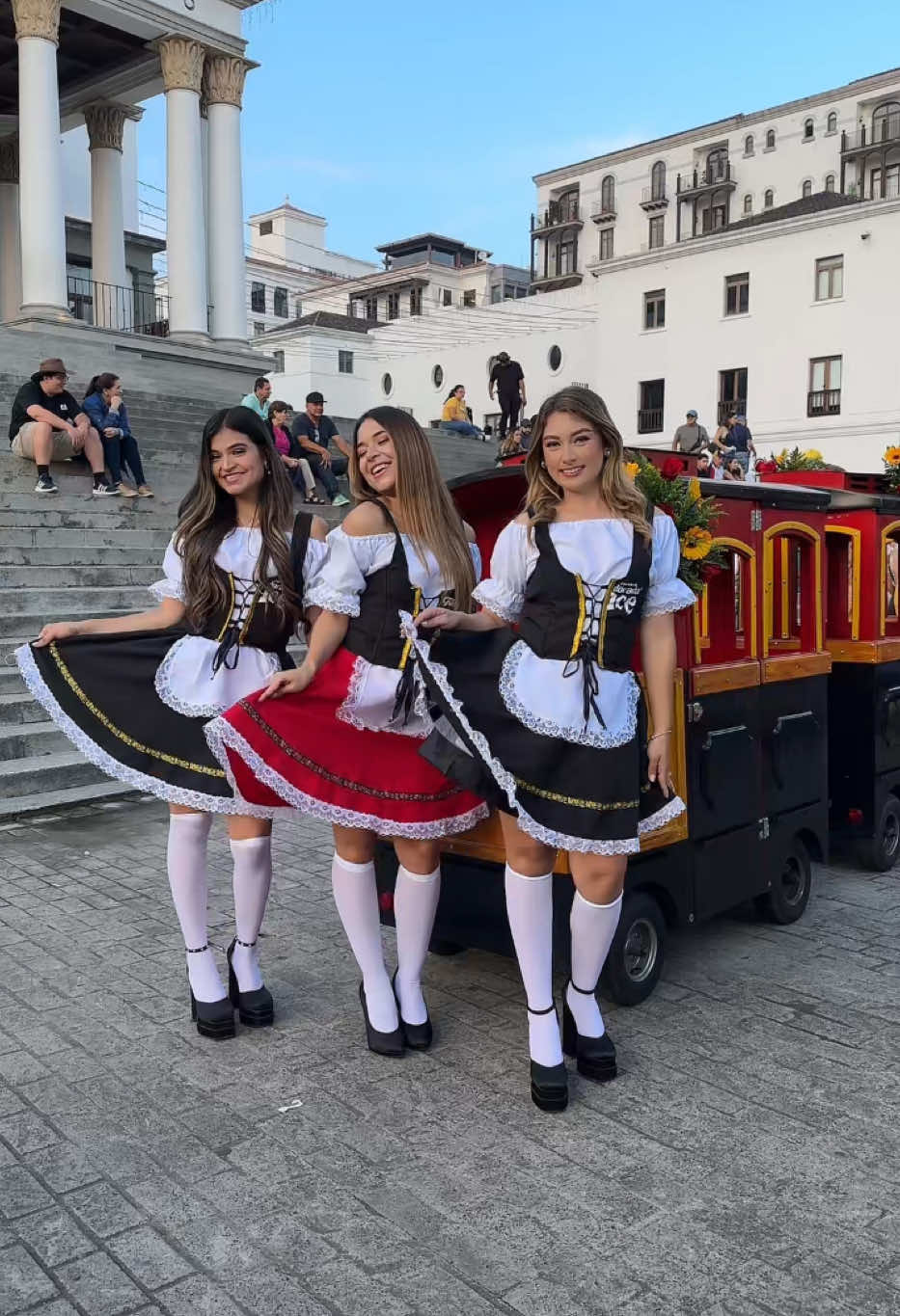Oktoberfest 2024 ❣️ alemanitas  @Laura Pedroza @Natalia Moliina  #oktoberfest2024 #alemanas #germans #germanshepherdsoftiktok 