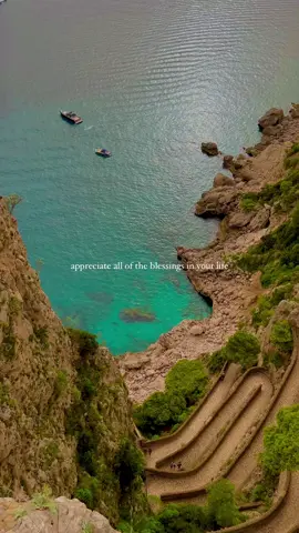 appreciate all of the blessings in your life 🫶🏻 #pinterestaesthetic #inspirationalquotes #selflovequotes #gratitude #mindset #italy 
