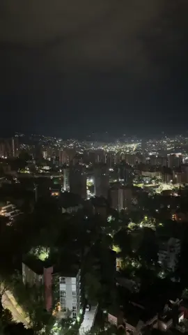 Medellin views at night 🌃 #colombia#medellincolombia#fyp#mirador#elpoblado#brickell
