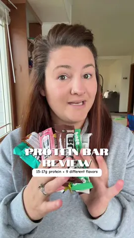 Best protein bar! Healthy protein bar! #bestproteinbar #healthyproteinbars #protein #proteinbars #proteinbarreview #collagen #healthysnacks #builtbar #macrofriendly #macros @BUILT Bar 