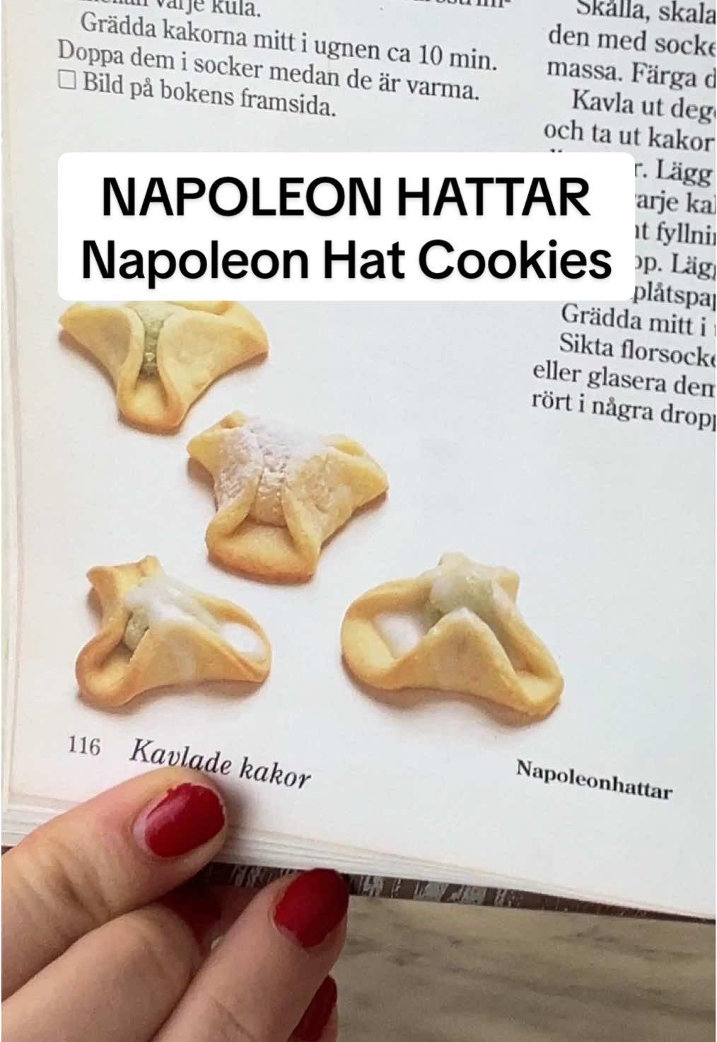 NAPOLEON HATTAR | Napoleon Hat Cookies Oop definitely misspelled Napoleon in the video 🙃 Anyway these cookies were annoying and I gave up.  They will be the first thing I try to make when we resume regular programming in the new year. Right now focus is shifting to Thanksgiving and Christmas!! I cant wait!!  #cookies #sjusorterskakor
