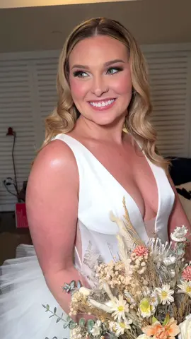 Bridal Makeup for Erin💄 #makeup #makeupartist #bridalmakeup #makeuptok #bridaltok #palmsprings #palmspringswedding #palmspringsmakeupartist #fyp #mua #bridalmakeuptutorial #weddingglam #weddingmakeup 