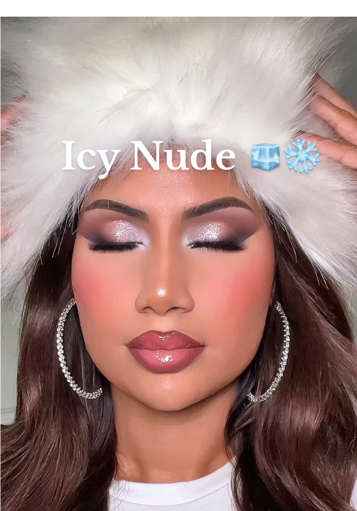 New fav palette @Huda Beauty Icy Nude 🧊❄️  Faux filler gloss in She Glitzy  #makeuptutorial #eyemakeuptutorial #fyp #icynude #huda#fyp  