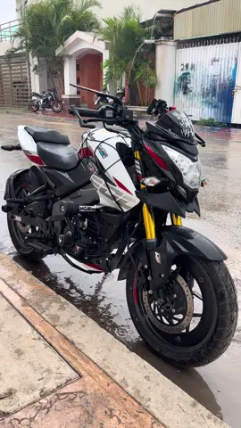 Pulsar 🚀🔥 #ns200 #pulsar200ns #bajajpulsar #teampulsarelitehn #amorporlasmotos #conmasestiloquetunovio🔥😎 #alcorte #pulsar #pulsarlover #viral_video #fyp #parati #modificadas🔥🔝🏍 #biker #ug #pulsarblanca #ns200ug #ns160ug 