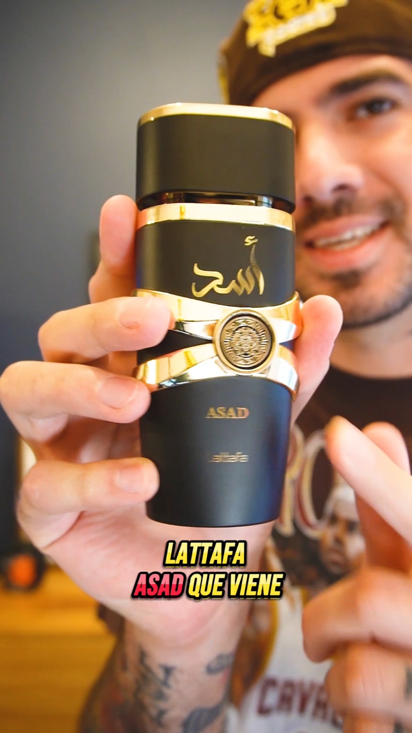 LATTAFA ASAD 🔥 No me parece un perfume para hacerle tanto escándalo, pero es innegable que está muy bueno! . . #foryou #parfumviral #perfumetiktok #parfumtiktok #perfumetiktok #fy #foryourepage #foryoupage❤️❤️ #foryoupag #for #foryour #parfum #fyp #lattafa 