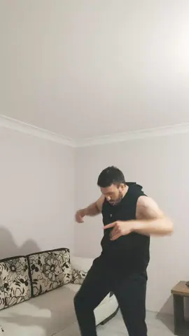 tıktok beni sevmiyor ⁉️#benionecikart #foryourpage #instagram #fyppppppppppppppppppppppp #tiktok #gymmotivation 